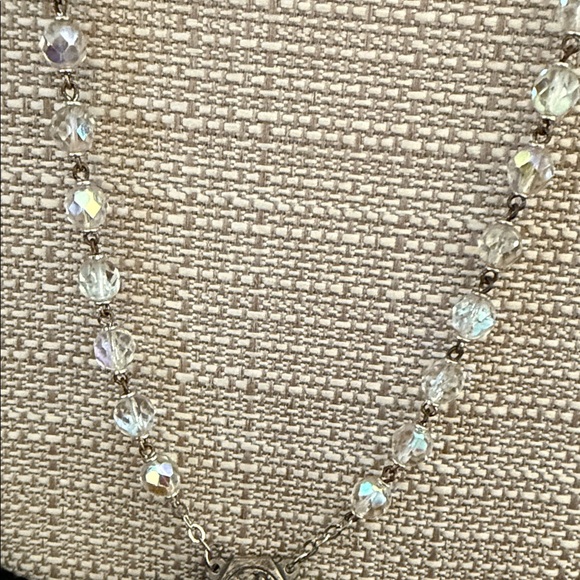 vintage Italian Catholic rosary, iridescent crystal beads Stamped Italy - Picture 7 of 8
